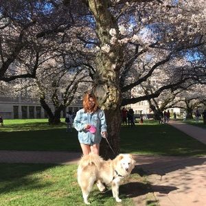 Meet your Posher, Carli